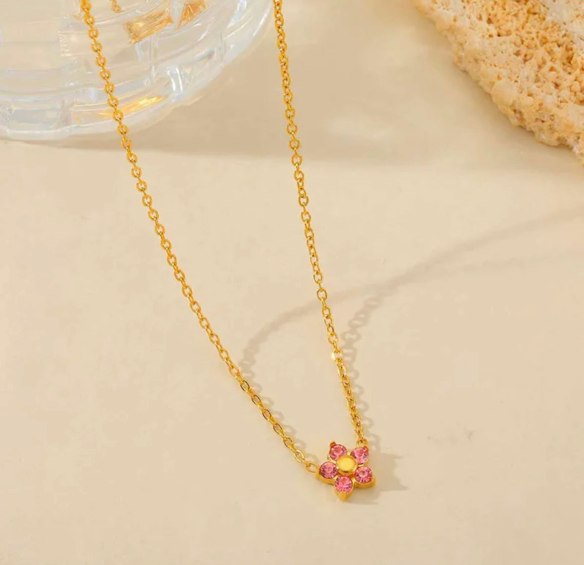 DAISY NECKLACE