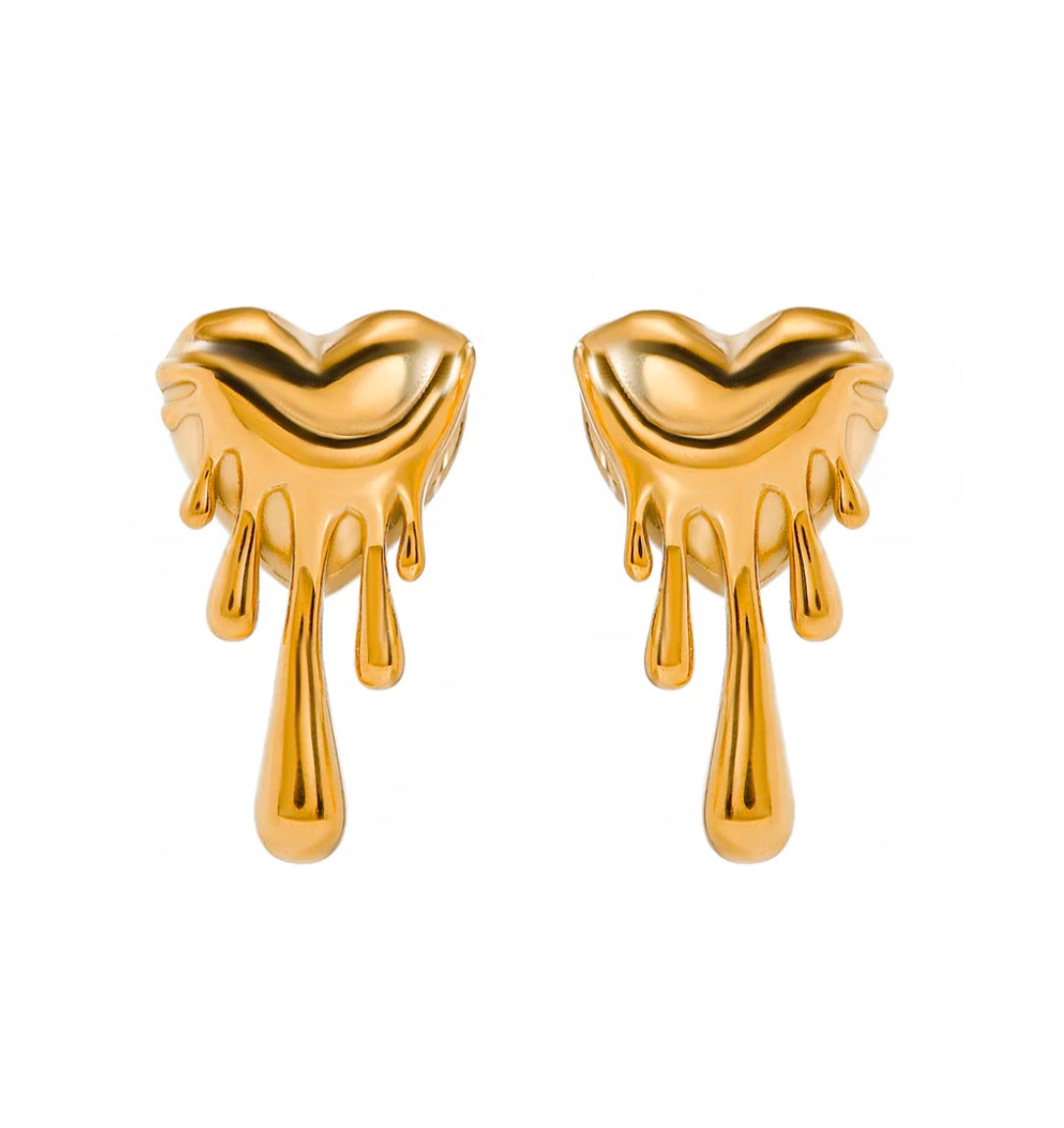MELTING HEART EARRING