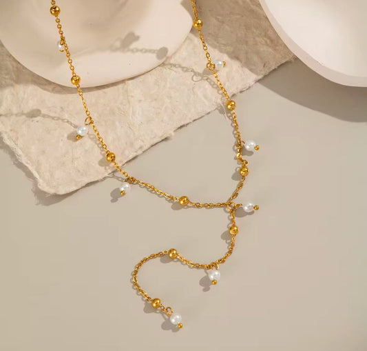 AYLA NECKLACE