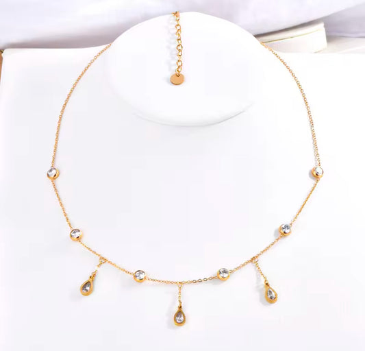 GIHA NECKLACE
