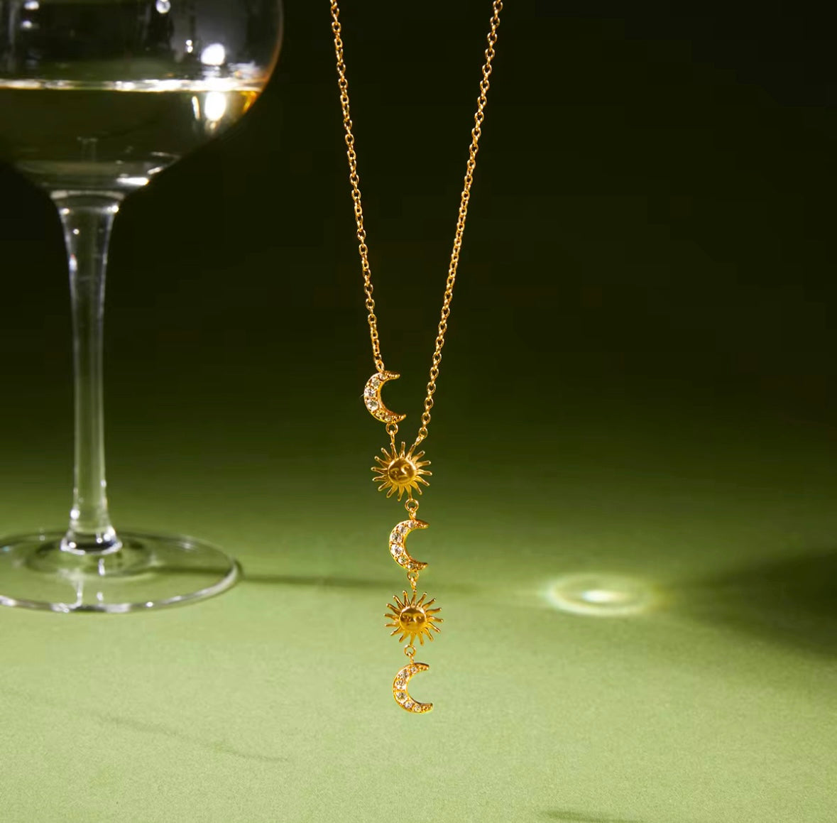 PIXIE NECKLACE