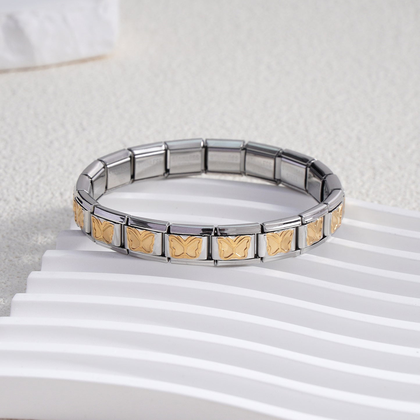 BUTTERFLY CHARM BRACELET ( 18 link )