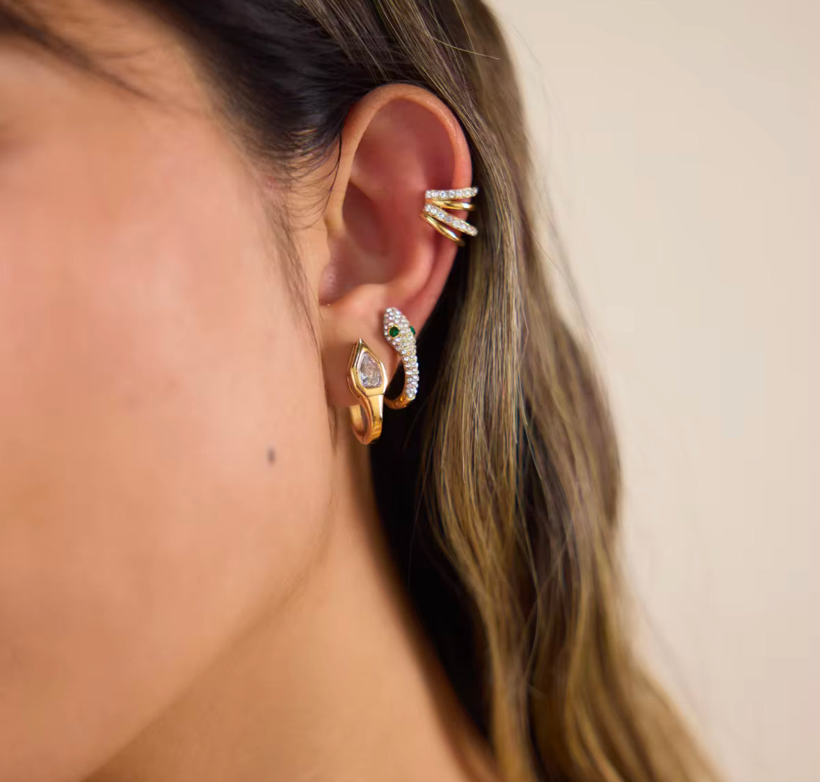 HOLA EAR CUFFS