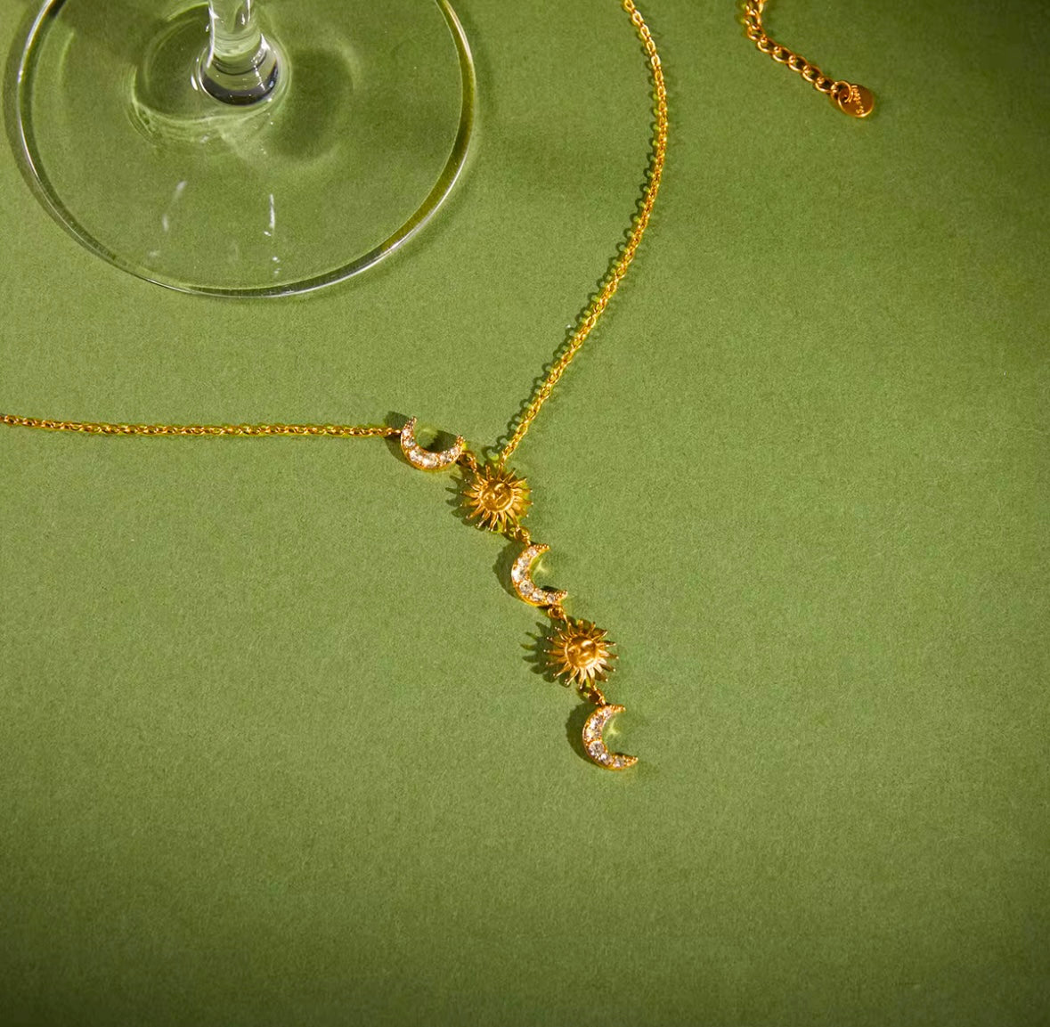 PIXIE NECKLACE