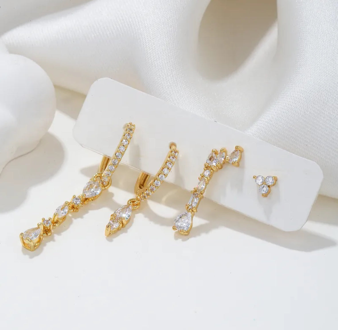 ZYRA EARRINGS (Set of 4)