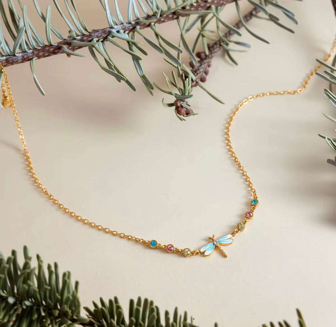 FLYMO NECKLACE