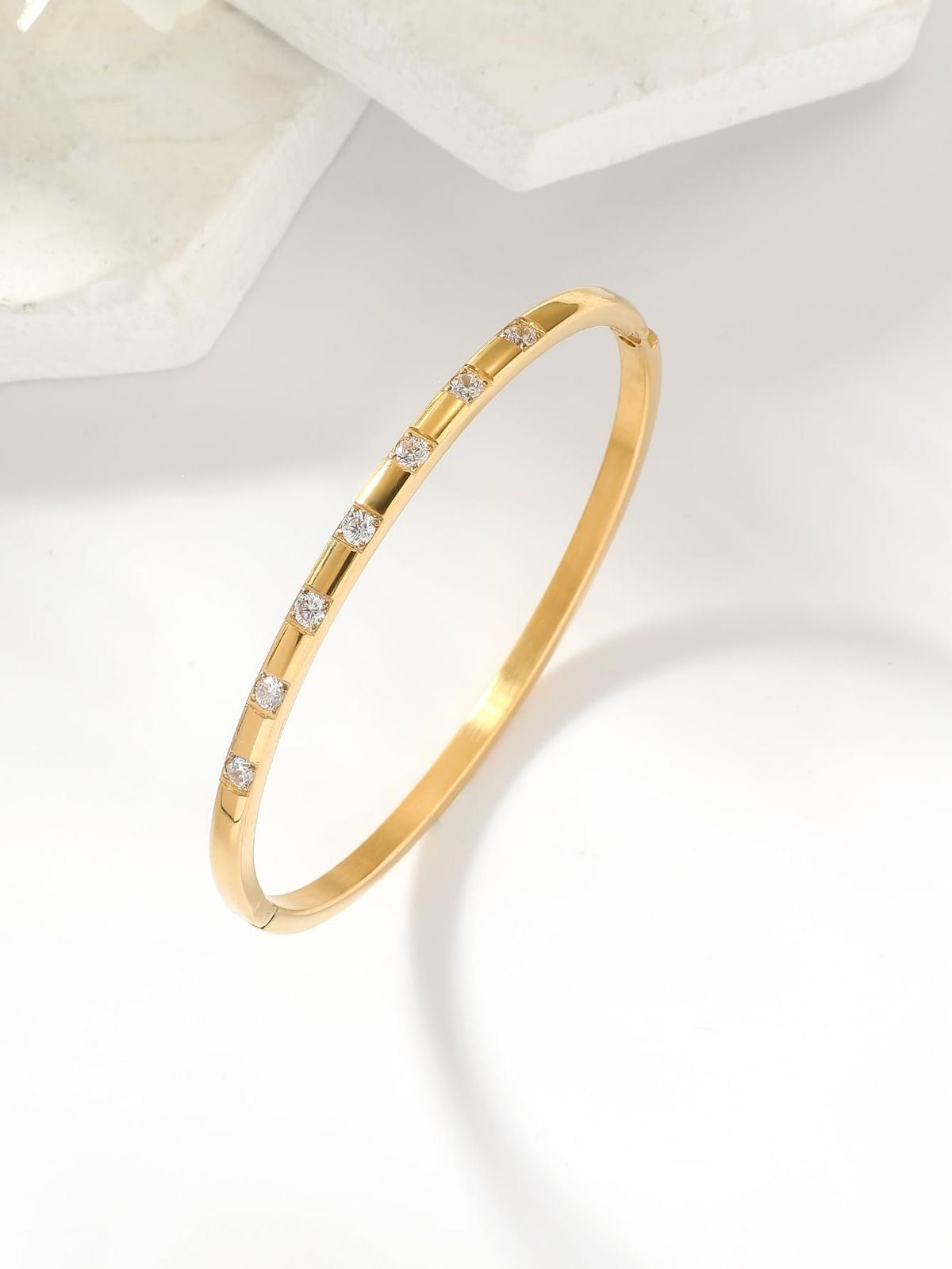 GROWN DIAMOND BRACELET
