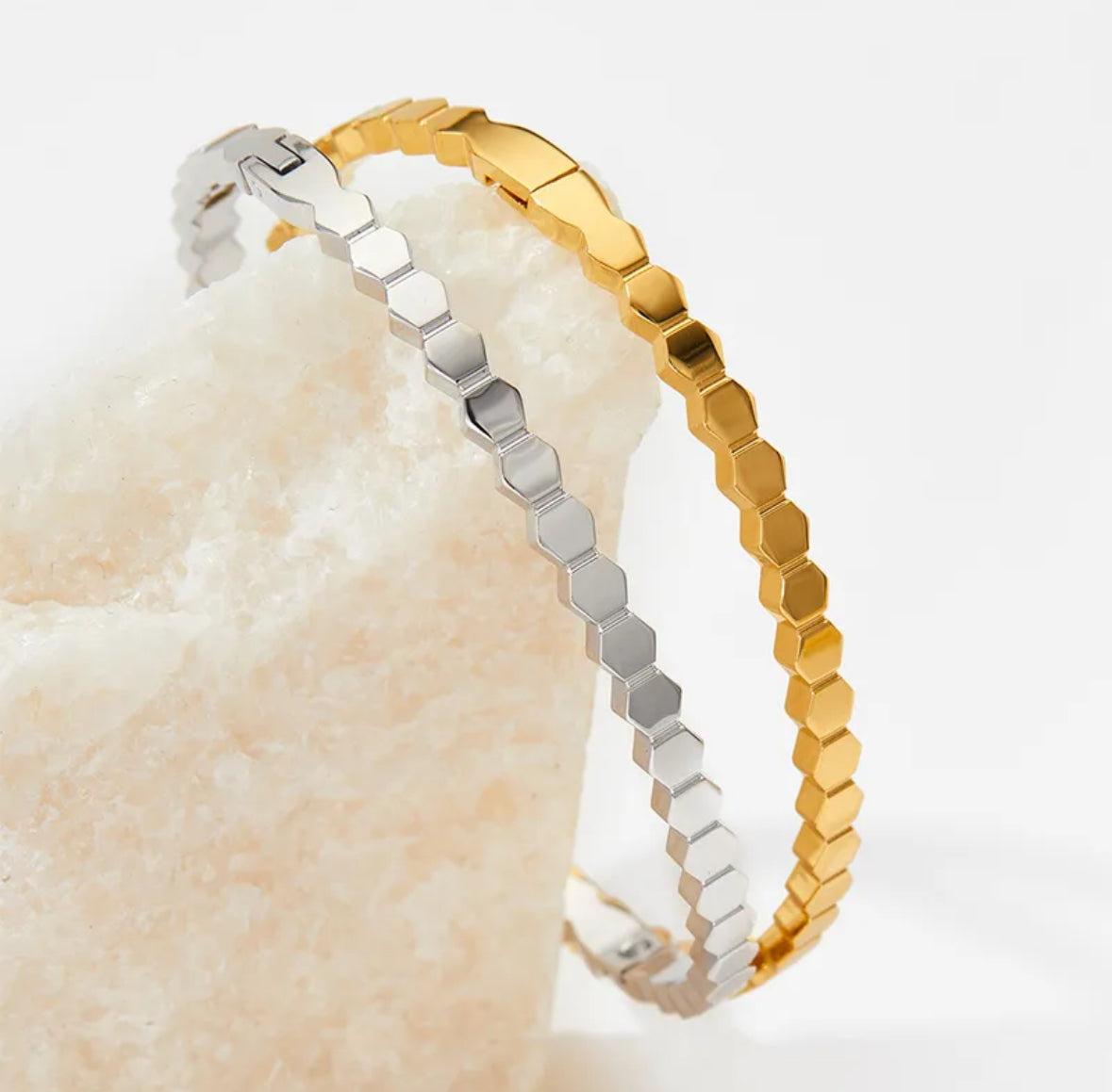 AANURA BRACELET