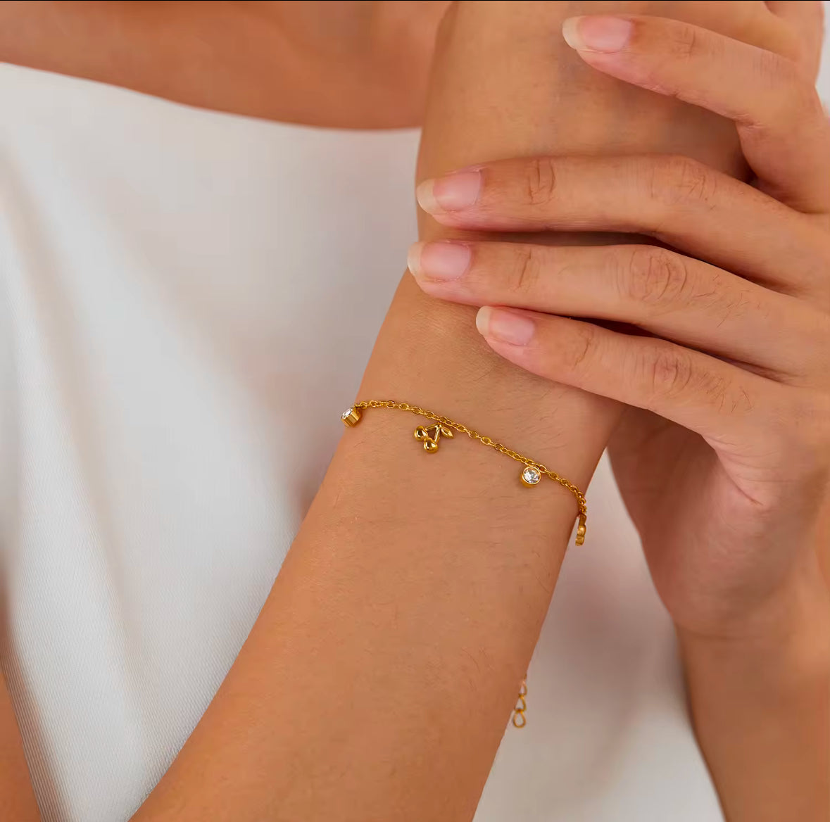 CHERRY BRACELET