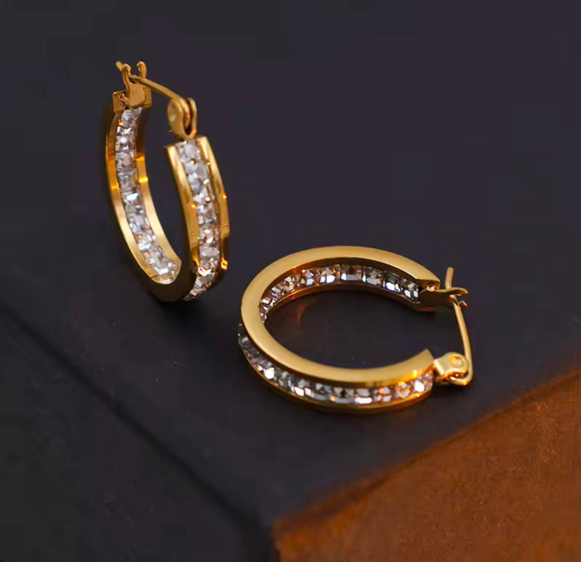 ANIRA EARRINGS