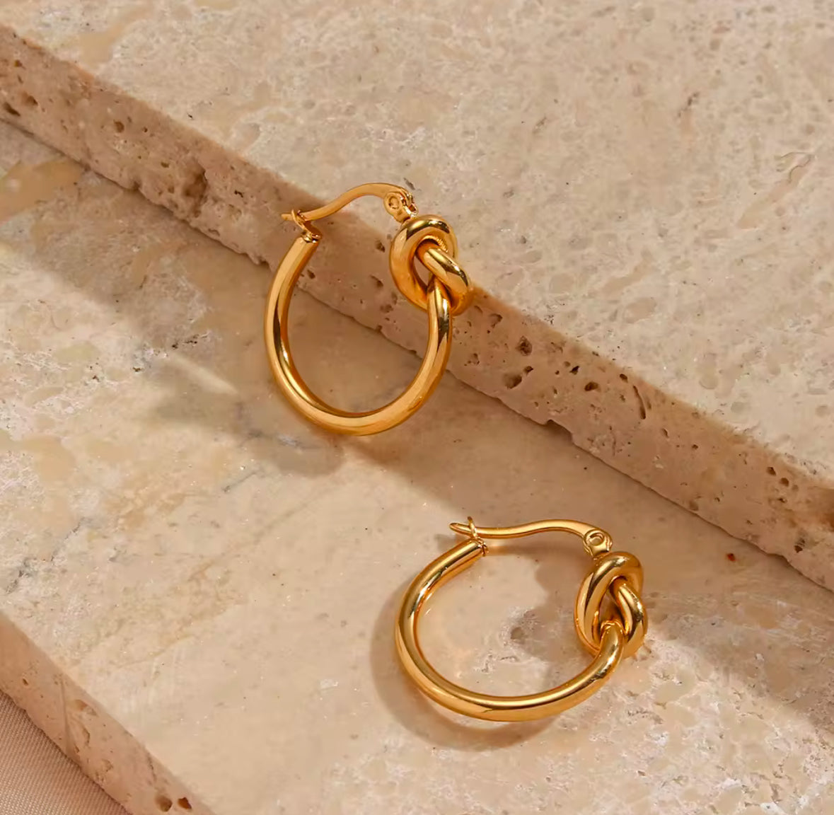 KNOT EARRINGS