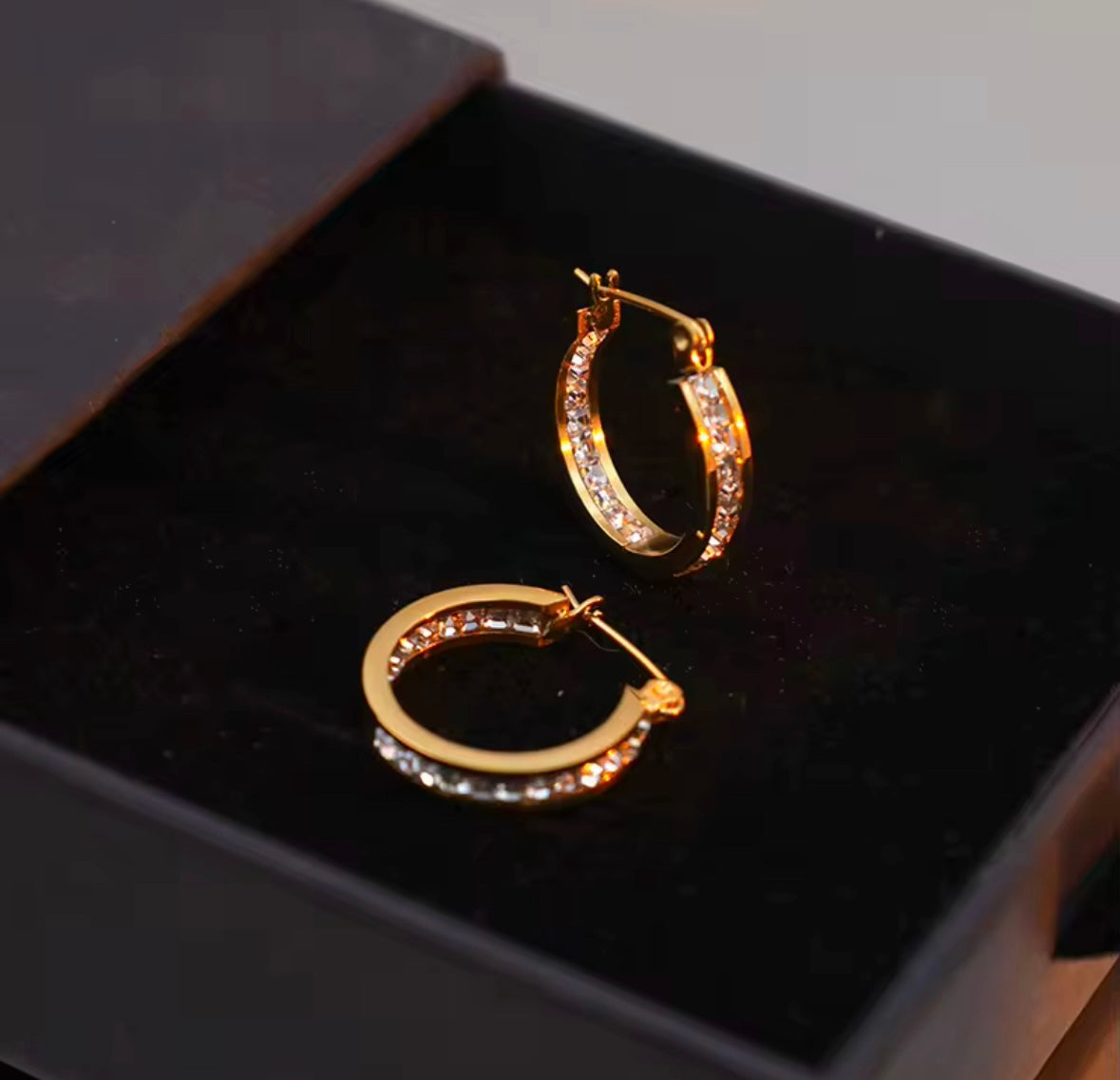 ANIRA EARRINGS