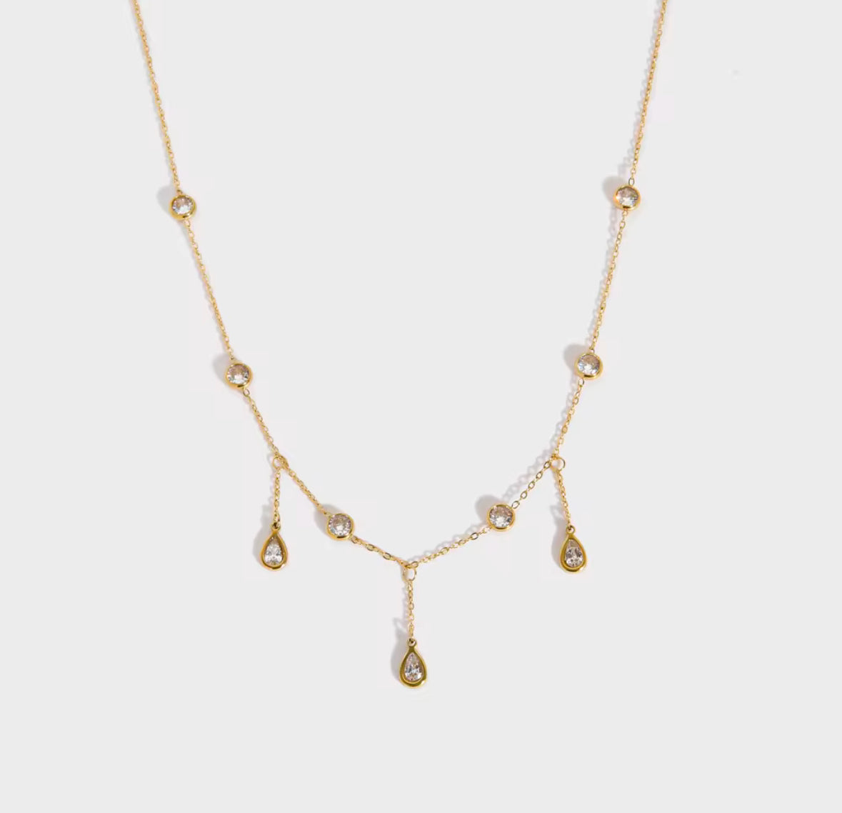 GIHA NECKLACE