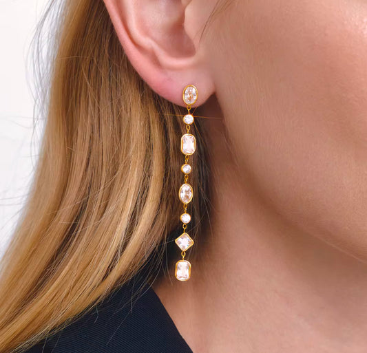 SIREN’S EARRINGS ( WHITE)