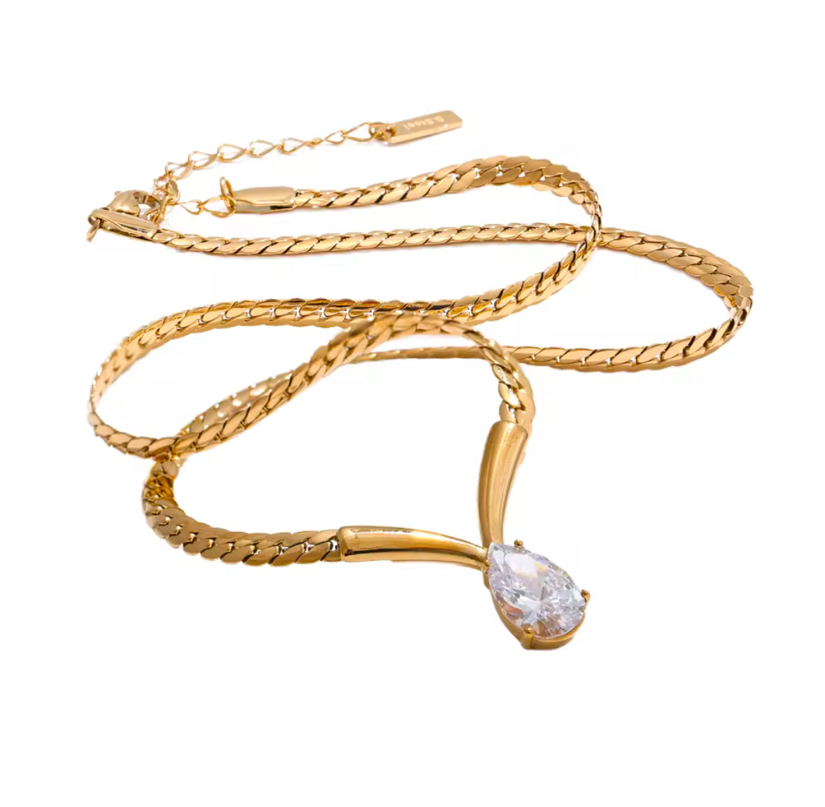EYURA NECKLACE