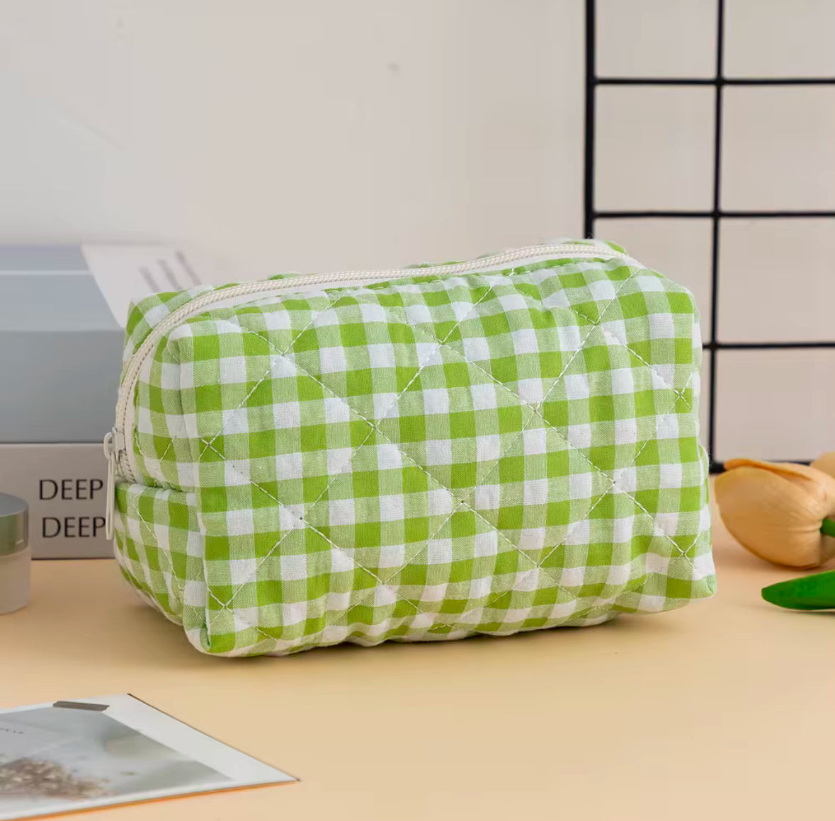 GREEN GINGHAM POUCHE