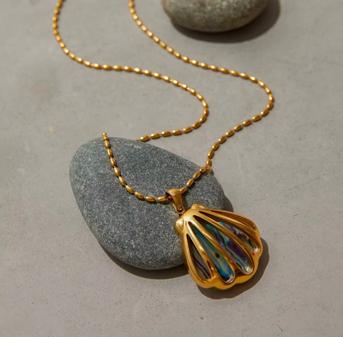 MERMAID NECKLACE