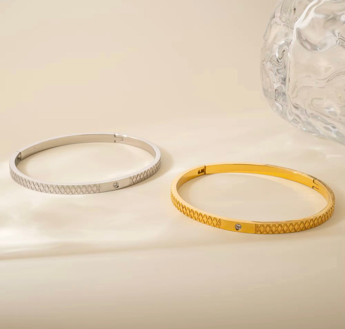 SOLITARA BRACELET