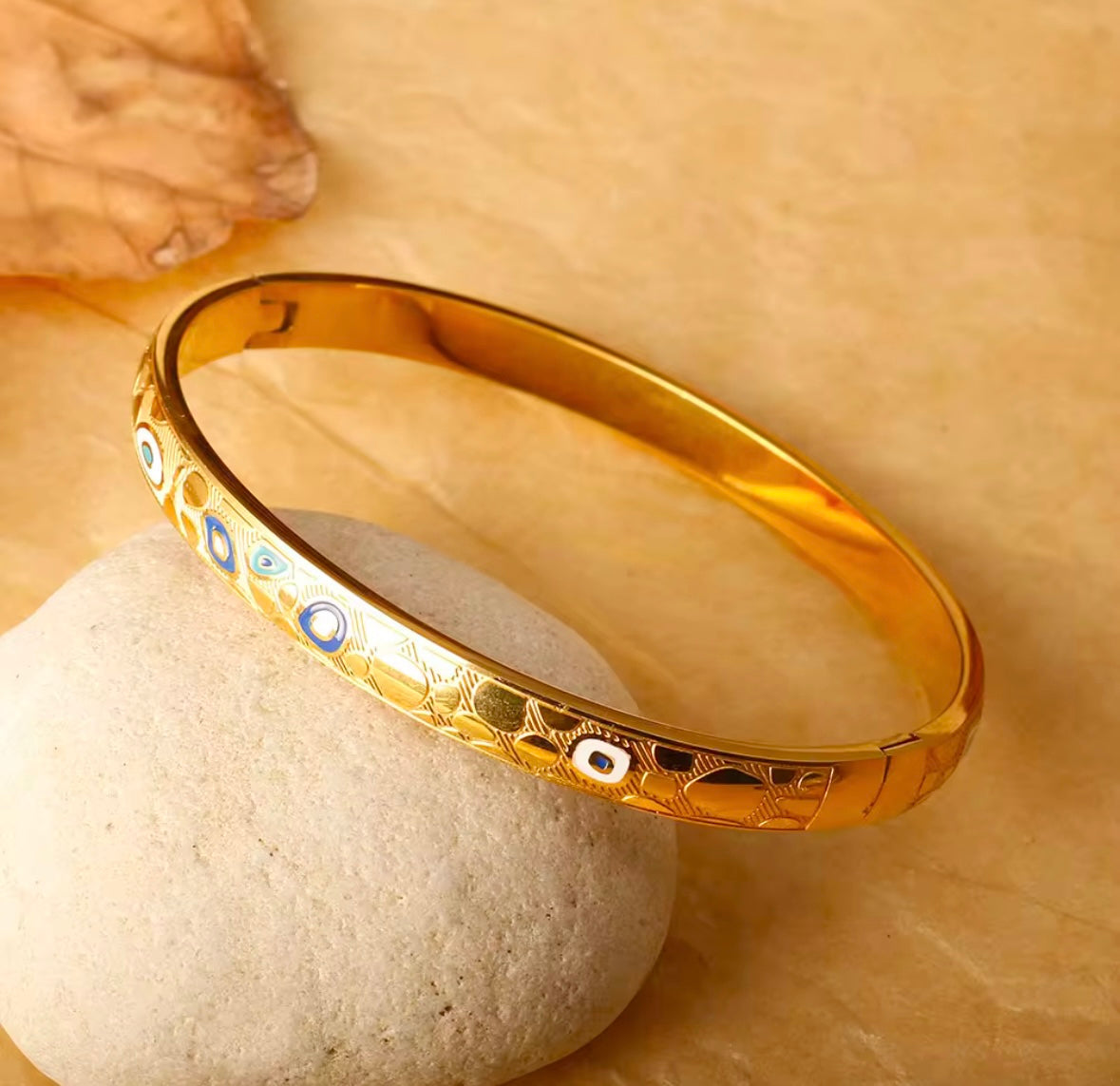 TEMPLE  BRACELET