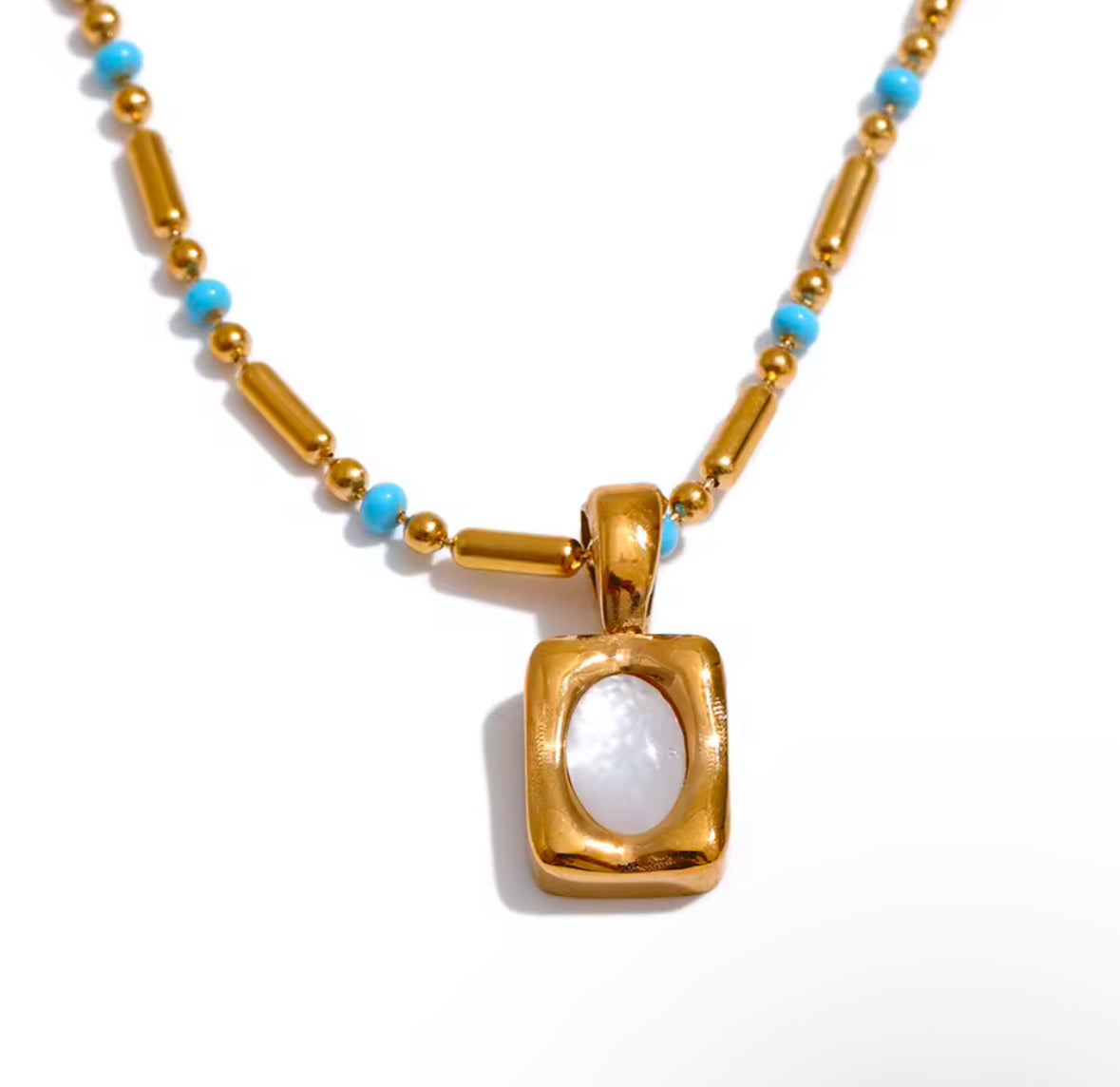 AKRA NECKLACE