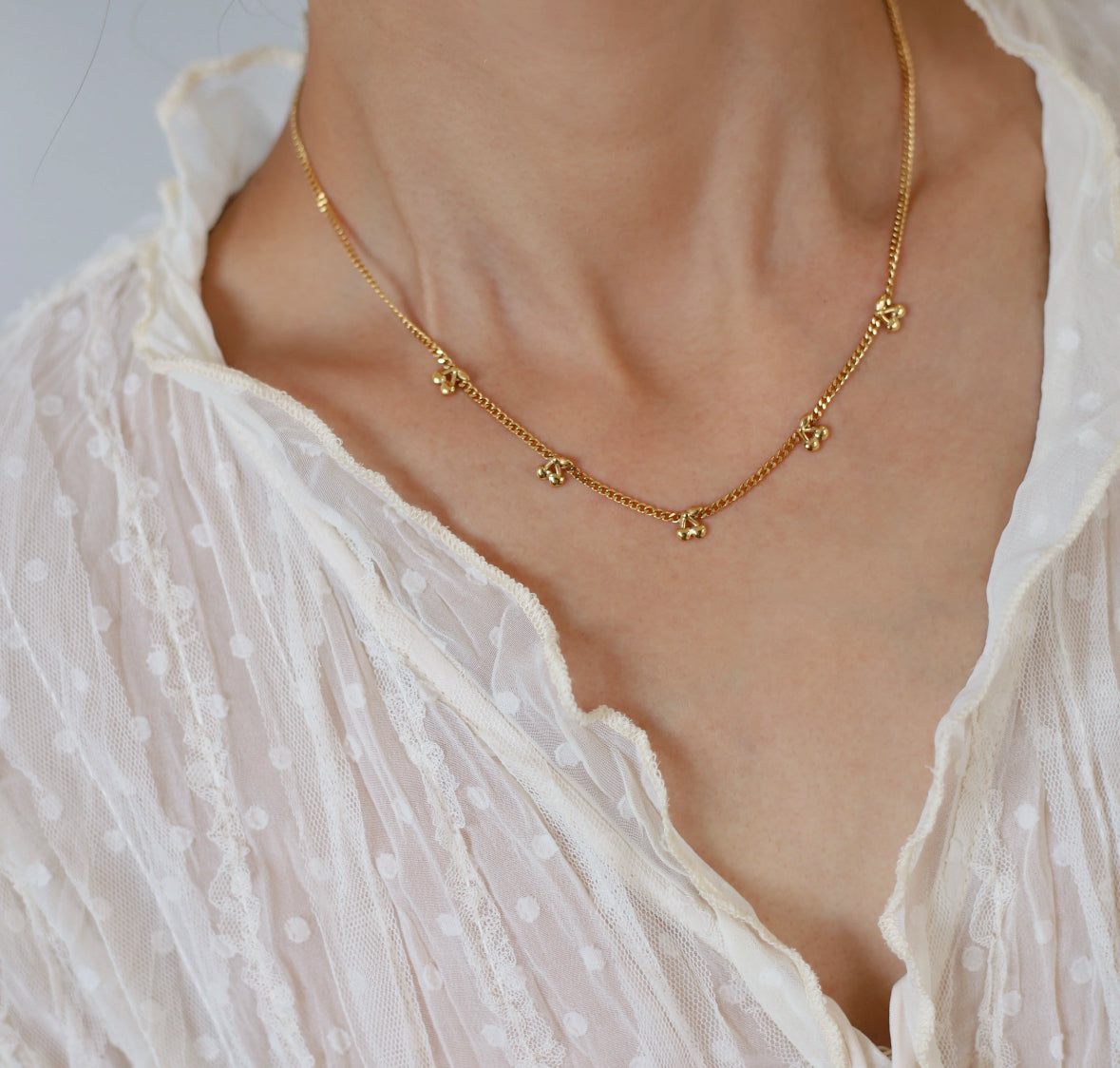 CHERRYWOOD NECKLACE