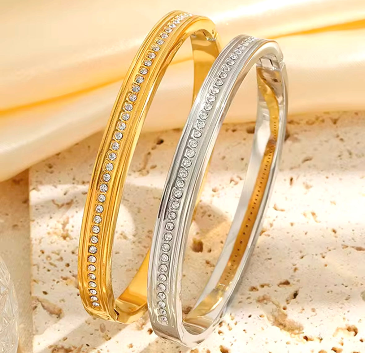 KYNARA BRACELET