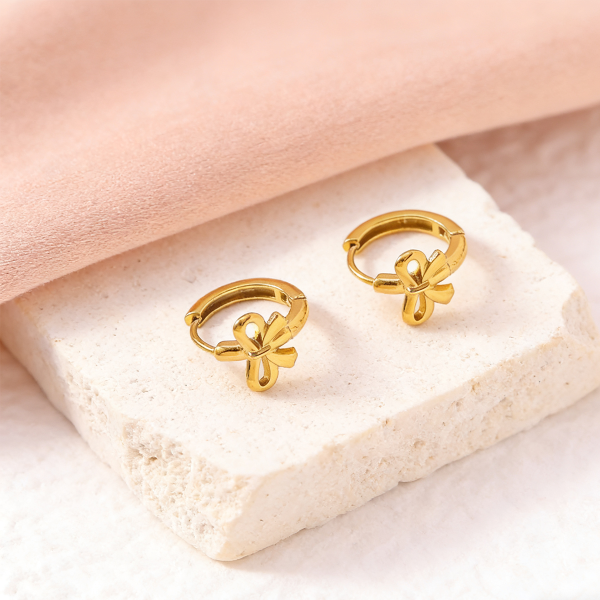 YUKA HOOPS