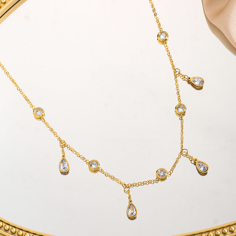 GIHA NECKLACE
