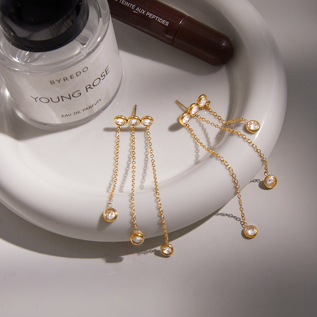 YUNNA EARRINGS