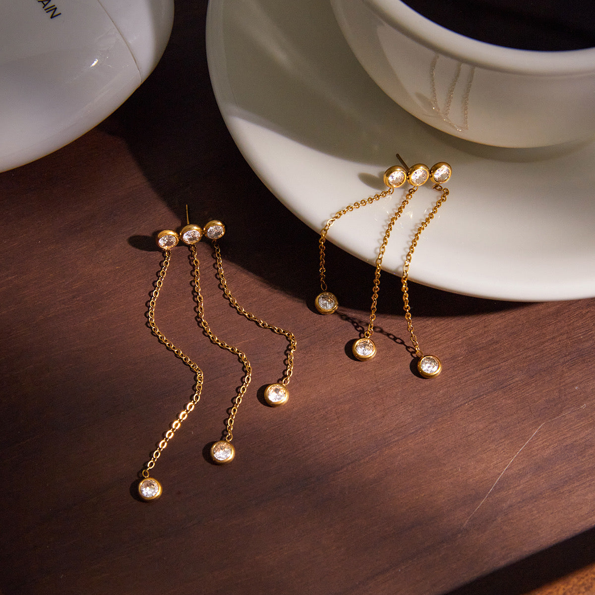 YUNNA EARRINGS