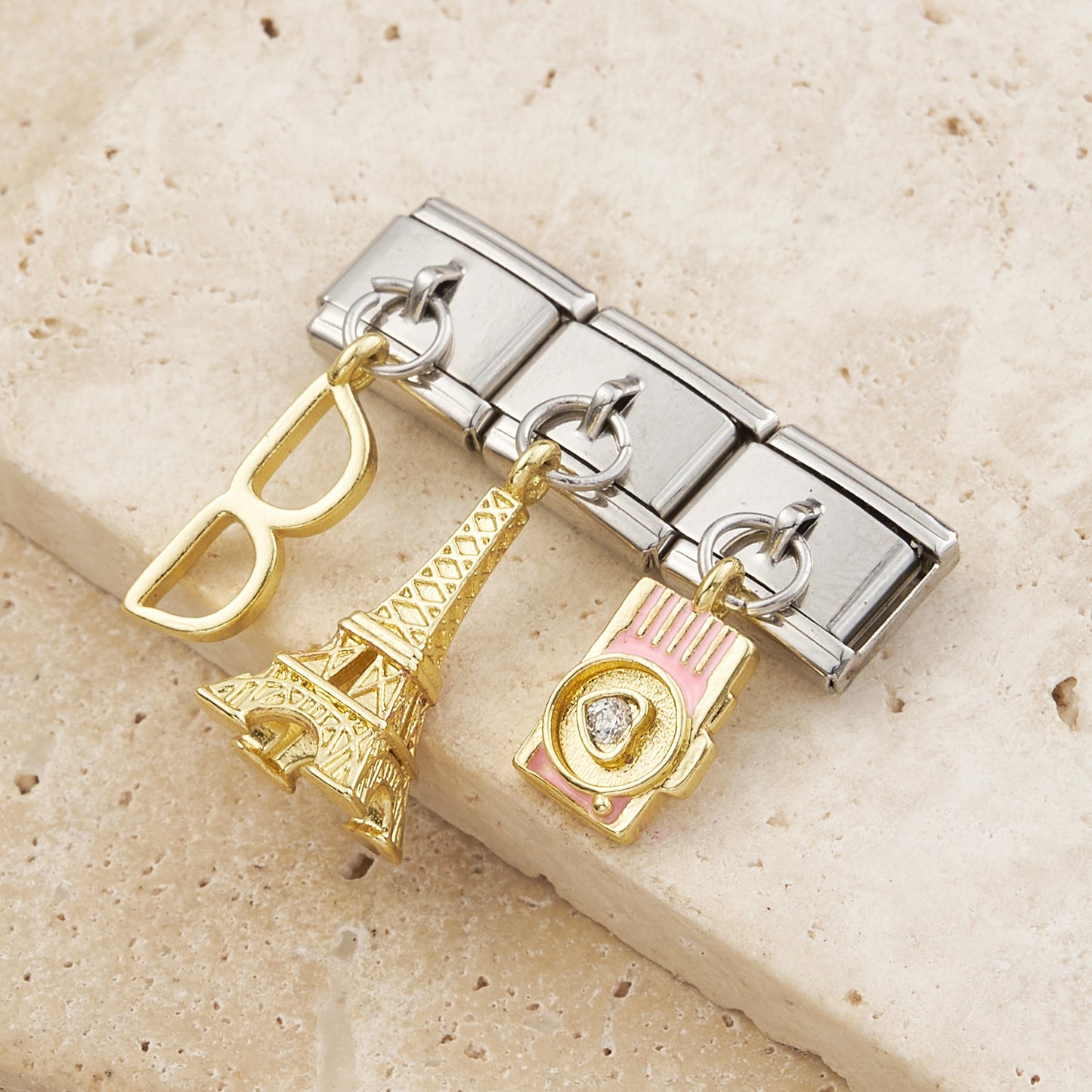 YORIKA SET CHARMS